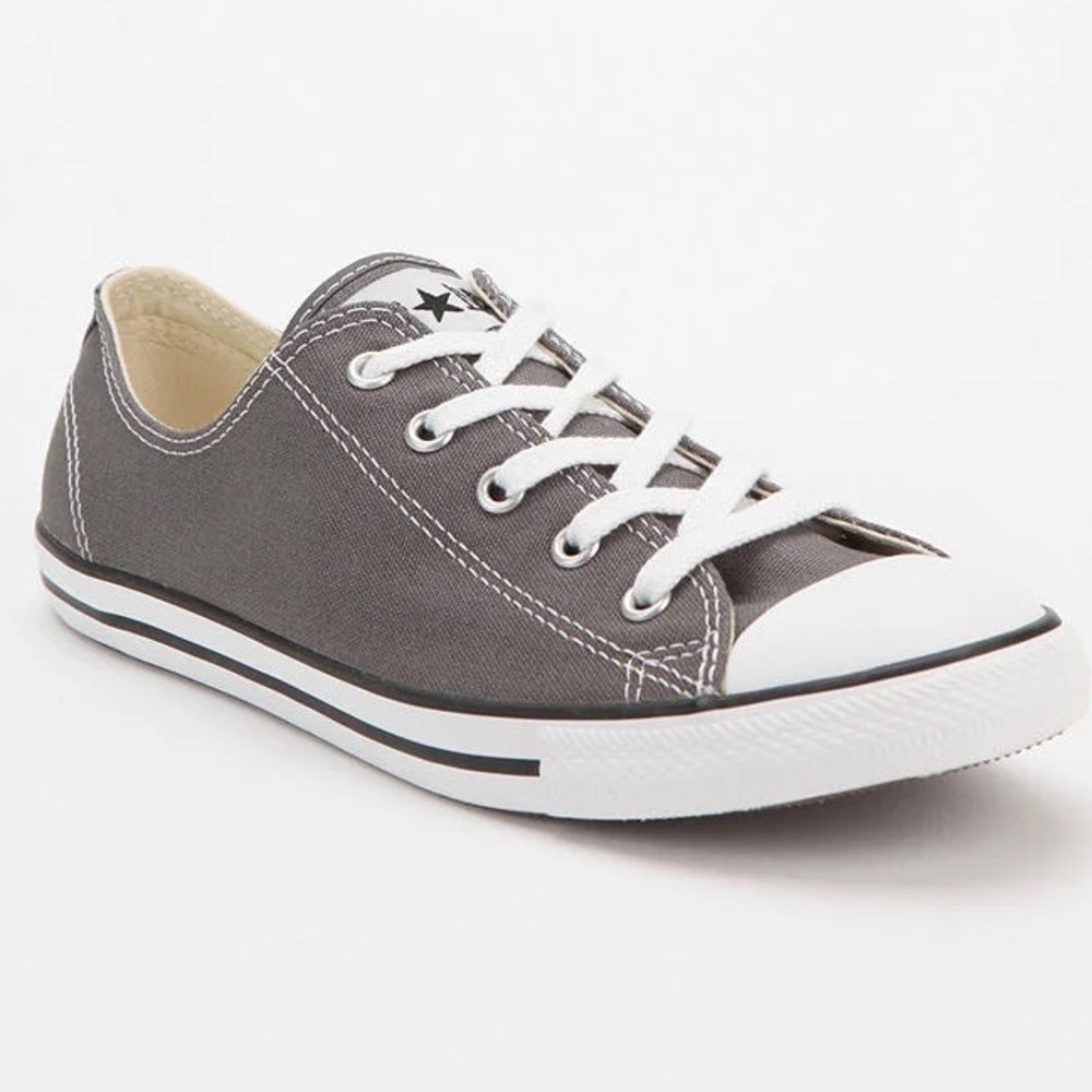 Dainty Gray Chuck Taylor